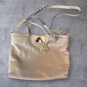 Michael Kors Beige/Tan Leather Tote with Gold Accents AP-1603